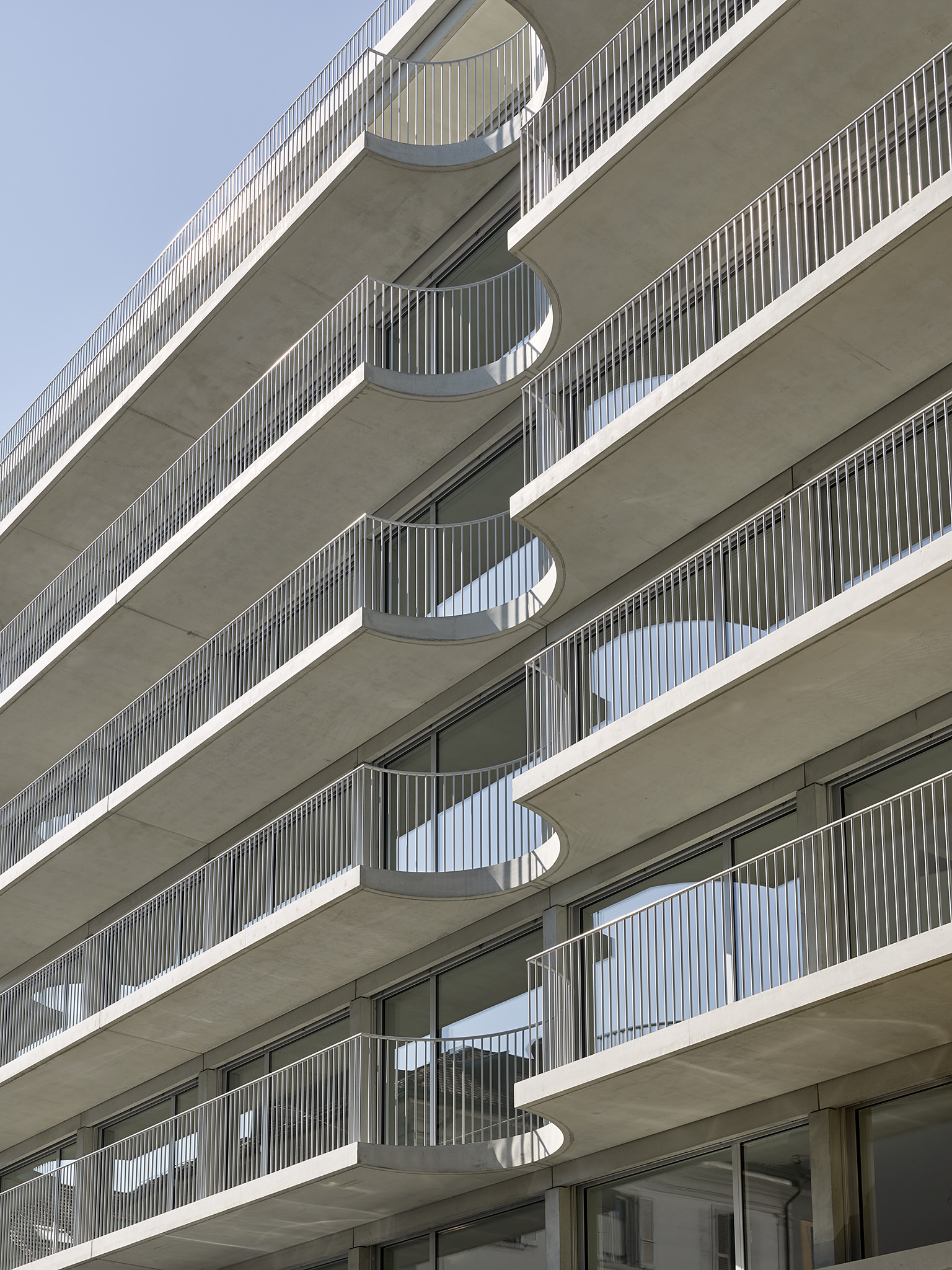 E18672 Alpa 077440 SCREEN